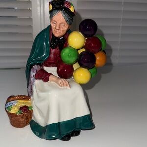Vintage Royal Doulton England lady figurine, The balloon seller.